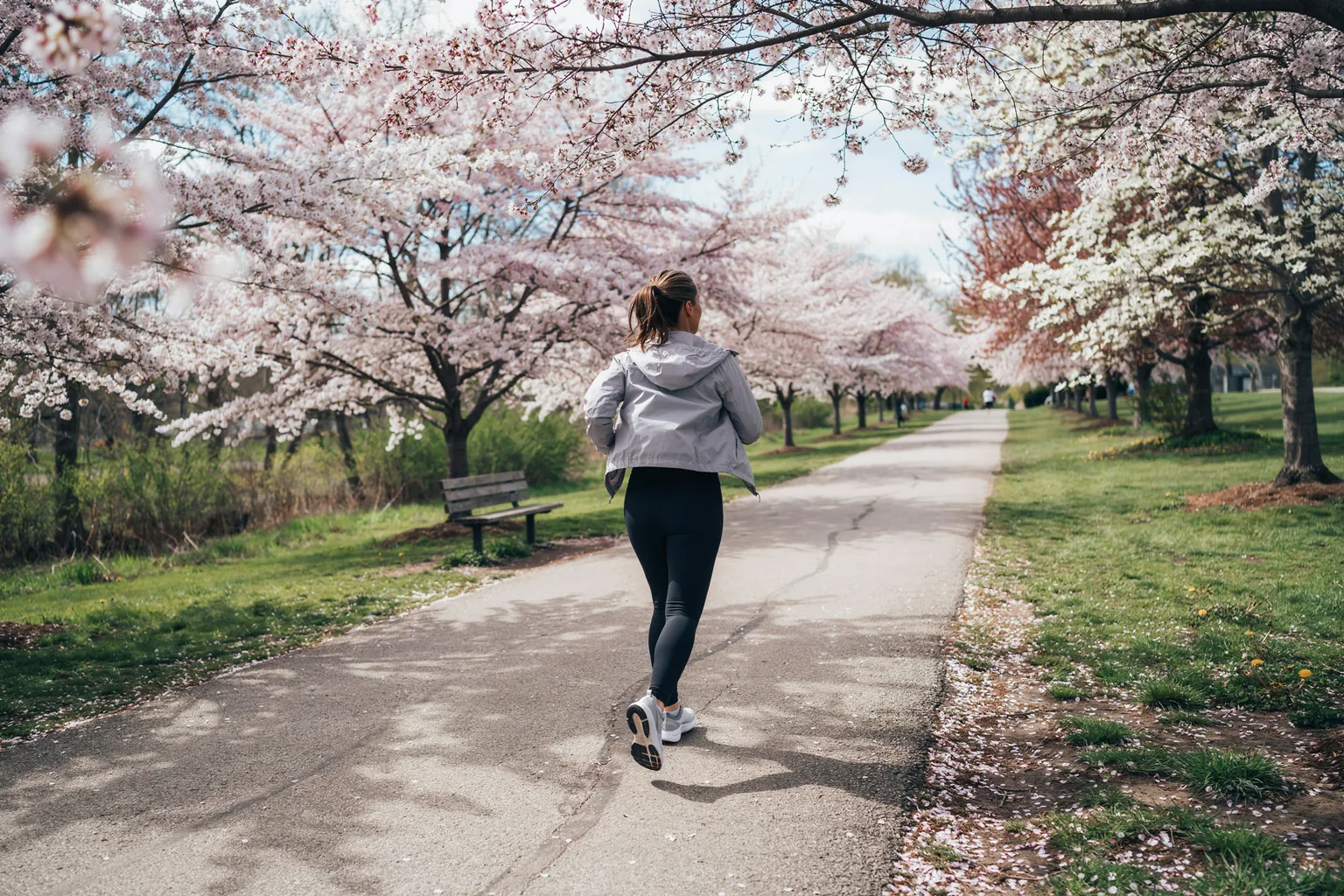 5 HIIT Workouts to Try at Home This Spring